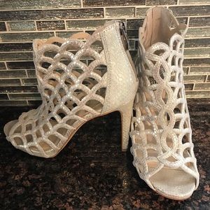 Vince Camuto sandals